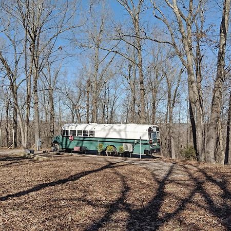 Hôtel "Skoolie"- The Emerald Gypsy - School Bus Conversion à Mountain View Extérieur photo